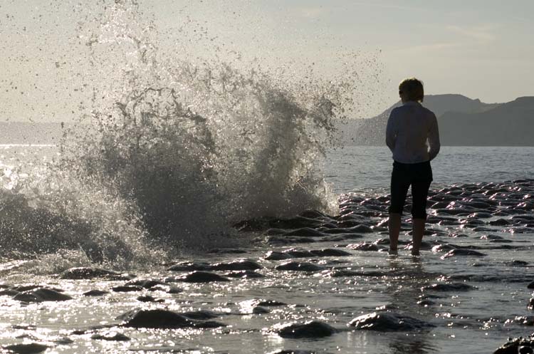070615-Watching_the_waves_crash_ashore_on_Hive_Beach-Robert_Belbin